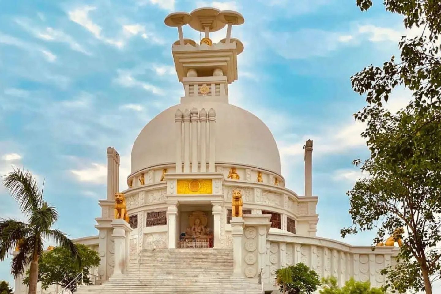 Dhauli Shanti Stupa
